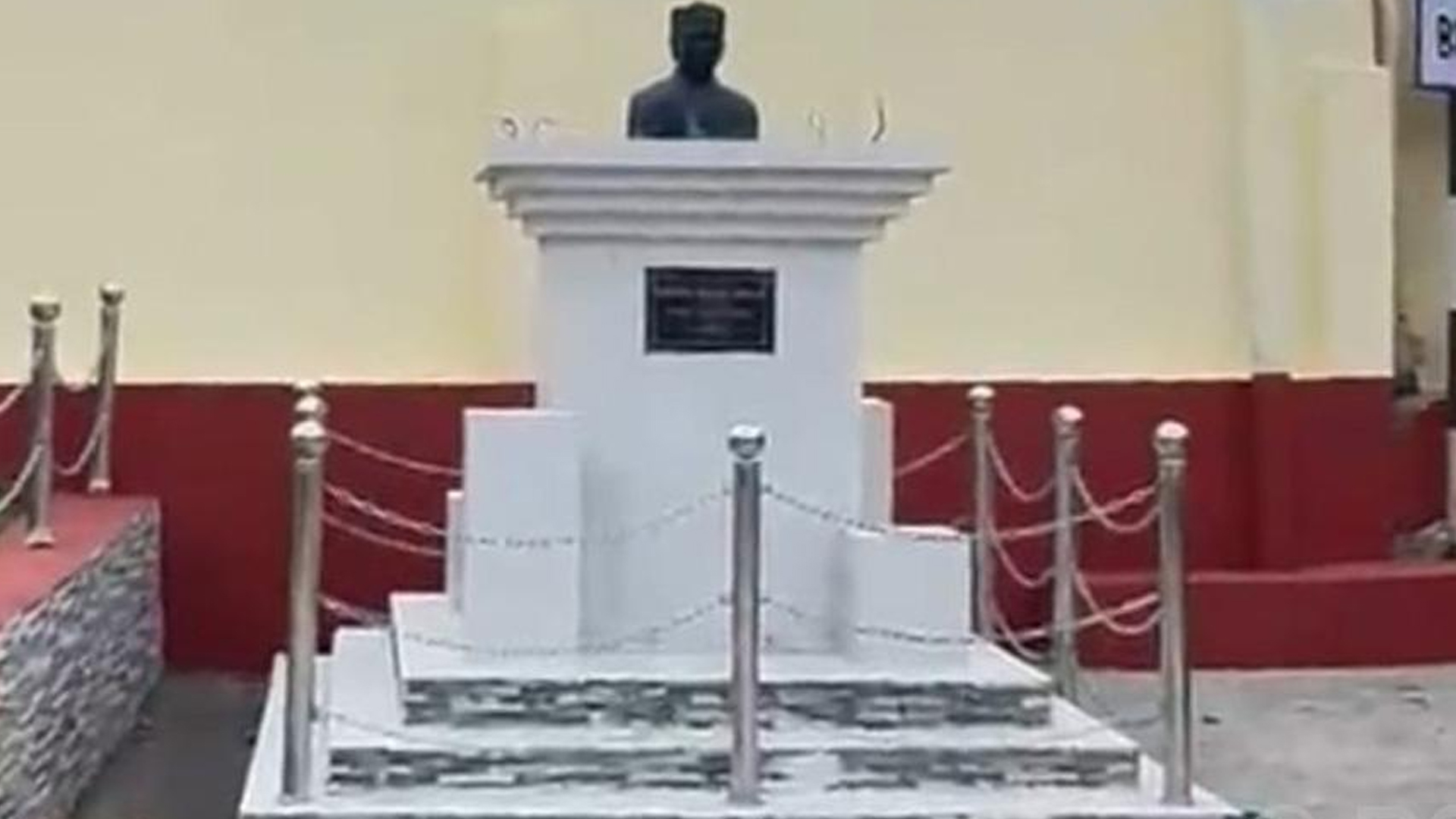 दिक्तेलमा आदिकवि भानुभक्तको सालिक पुनर्निर्माण