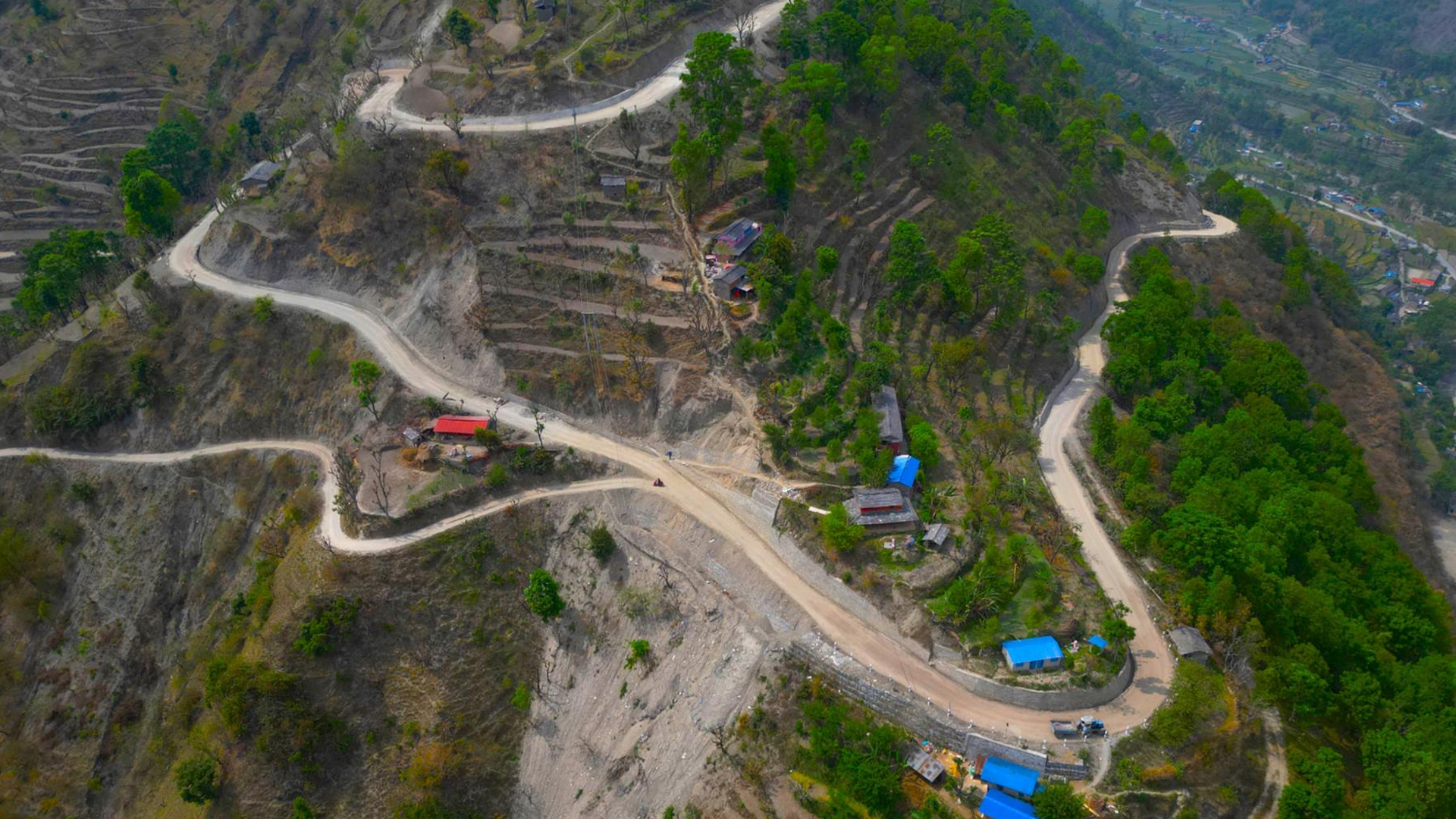 मार्ग खुलेको १६ वर्षपछि सडक स्तरोन्नति