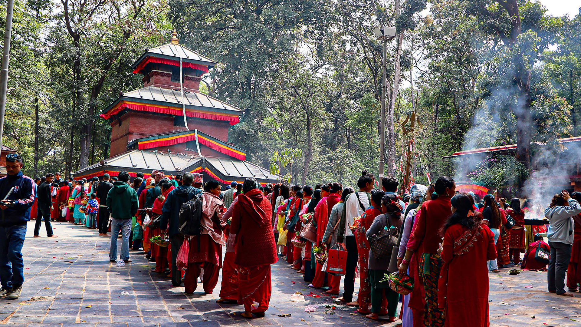 बागलुङ कालिकामा चैतेदसैँमा ३७ लाख भेटी सङ्कलन