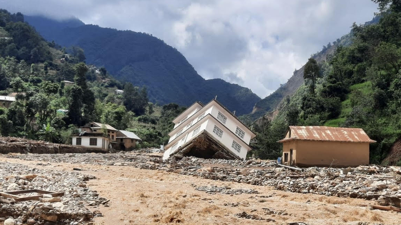 मनसुनजन्य विपद्ः काभ्रेपलाञ्चोकमा ४७९ बस्ती जोखिममा