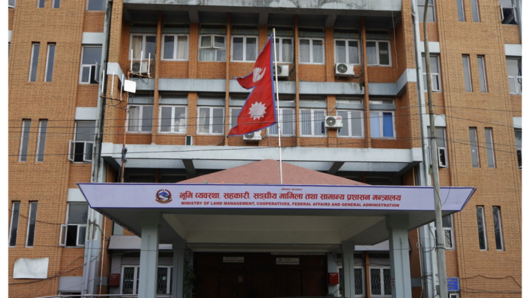 बजेट नल्याउने २३ स्थानीय तहलाई सरकारको स्पष्टीकरण: ३ दिनभित्र कारण पेस गर्न निर्देशन