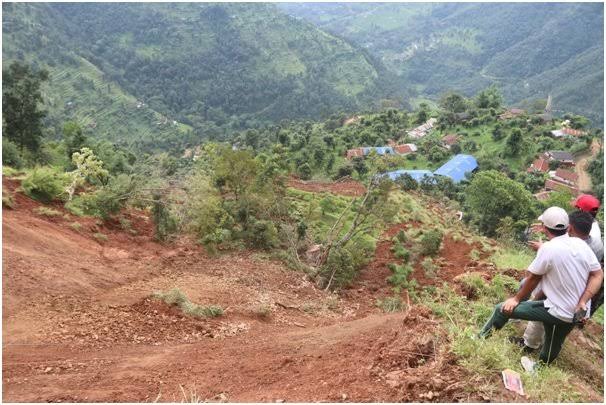 अविरल वर्षासँगै आएको पहिरोमा परी १० जनाको मृत्यु, एक बेपत्ता