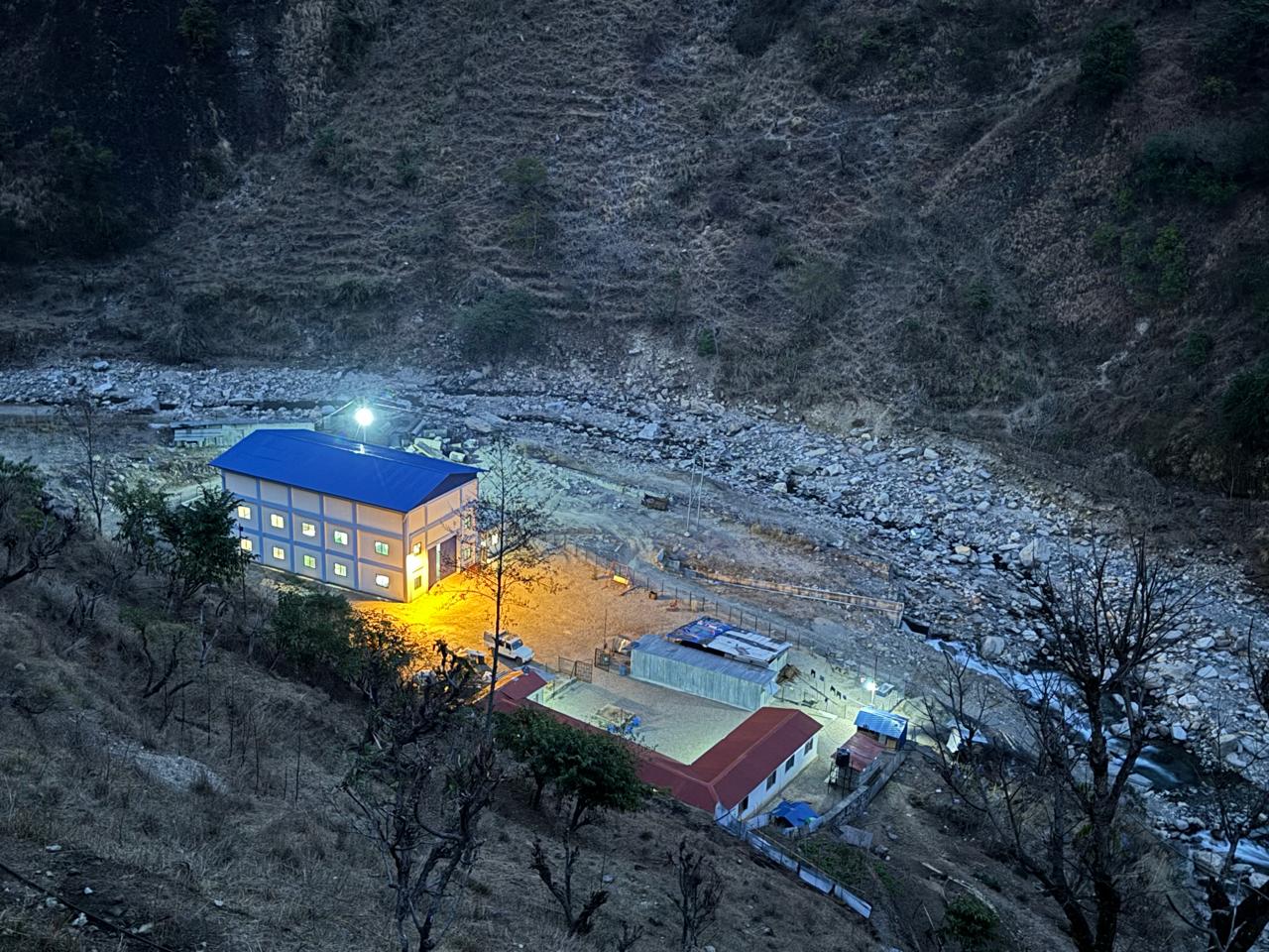 बुढीगण्डकीको बाढीले विकास हाइड्रोपावरको प्रसारण लाइनमा क्षति